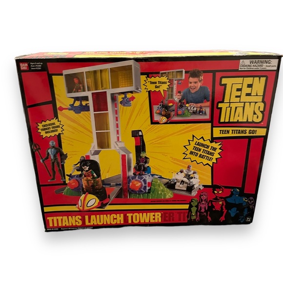 Teen Titans Launch Tower Bandai RARE Vintage 2004 + Extras  SEE LISTING! - Picture 10 of 16